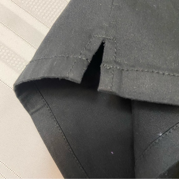 Jordache Black Stretch Split Hem Women/ Juniors Shorts size 7/8 - Picture 4 of 6